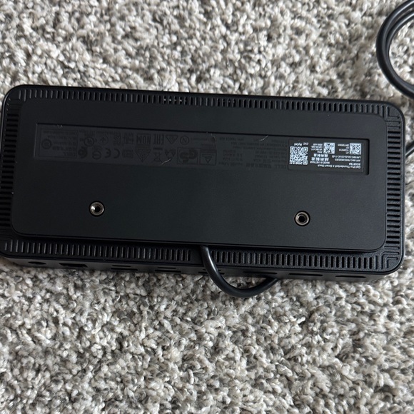 Dell SD25TB4 Pro Thunderbolt 4 Smart Dock - Picture 8 of 13